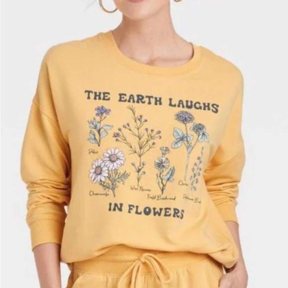 Zoe + Liv Top Womens Medium Yellow Flowers Sweatshirt Soft Slouchy Loungewear